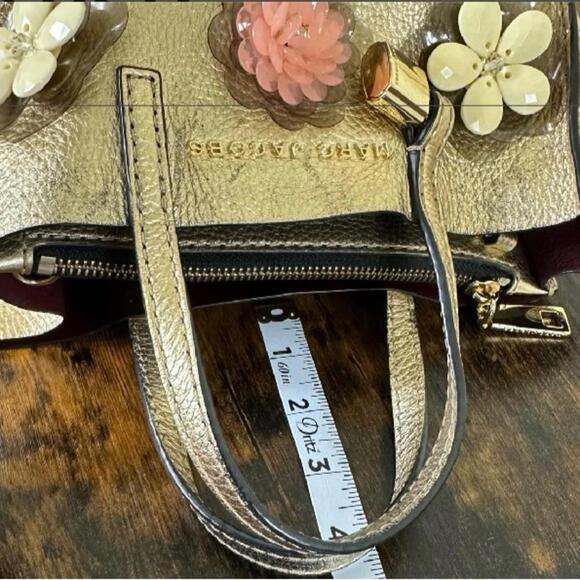 Marc Jacobs Luxury Embellished Gold Metallic Leather Tote Shoulder Bag (MJXX040) - Picture 15 of 15